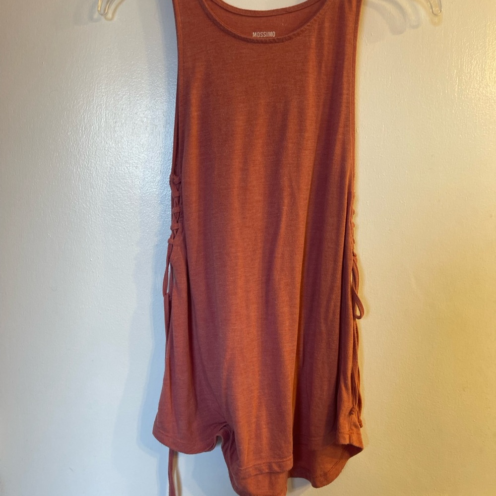 Salmon pink tank top